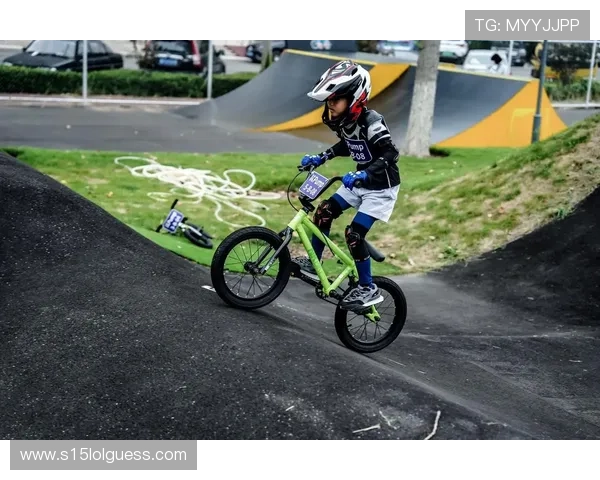 盐田BMX小轮车运动训练馆开业，打造深圳全天候专业训练基地