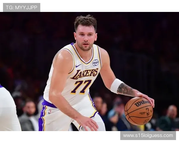 湖人名宿怒批东契奇：真该学习詹姆斯，不与裁判较劲